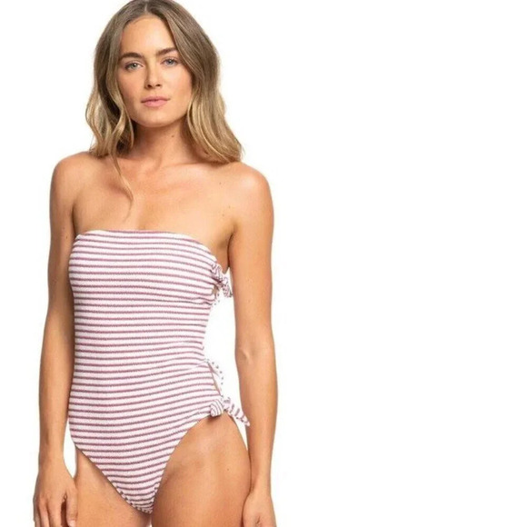 Roxy Chasing Love One Piece  Swimsuit NWT Size Large - Picture 3 of 10